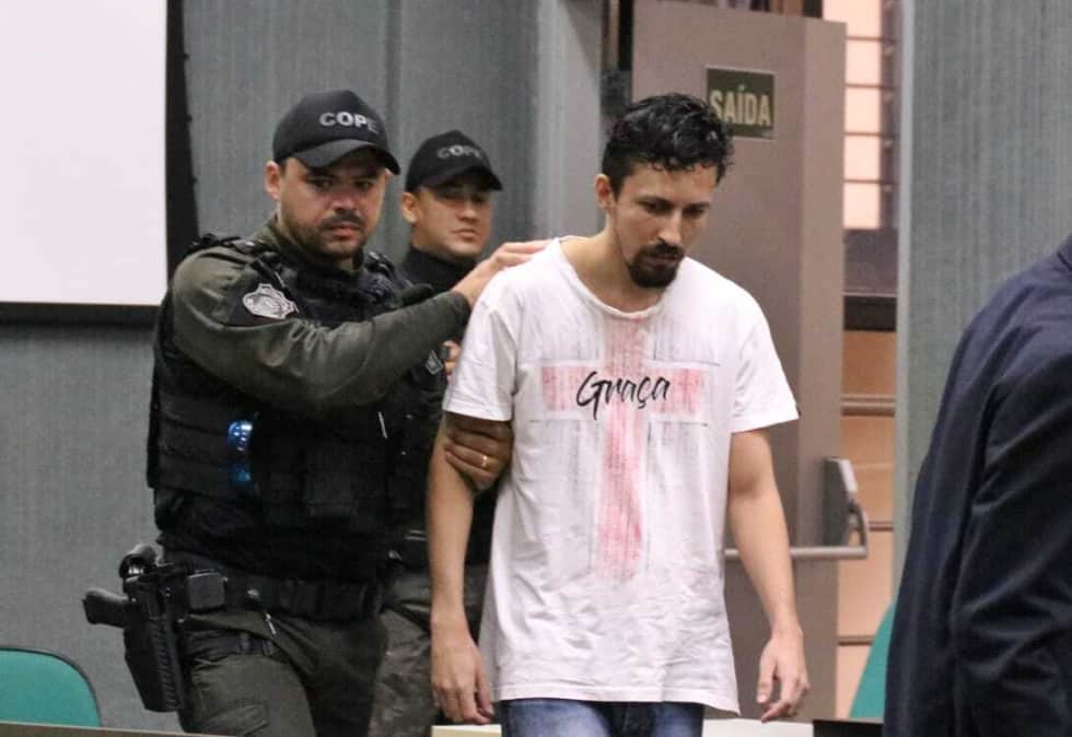 Ex-militar acusado de matar e desovar corpo de mulher enfrenta novo júri - foto 2