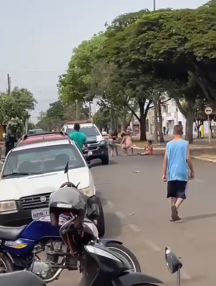 Policial (SOZINHO) a paisana foi fundamental para evitar tragédia.